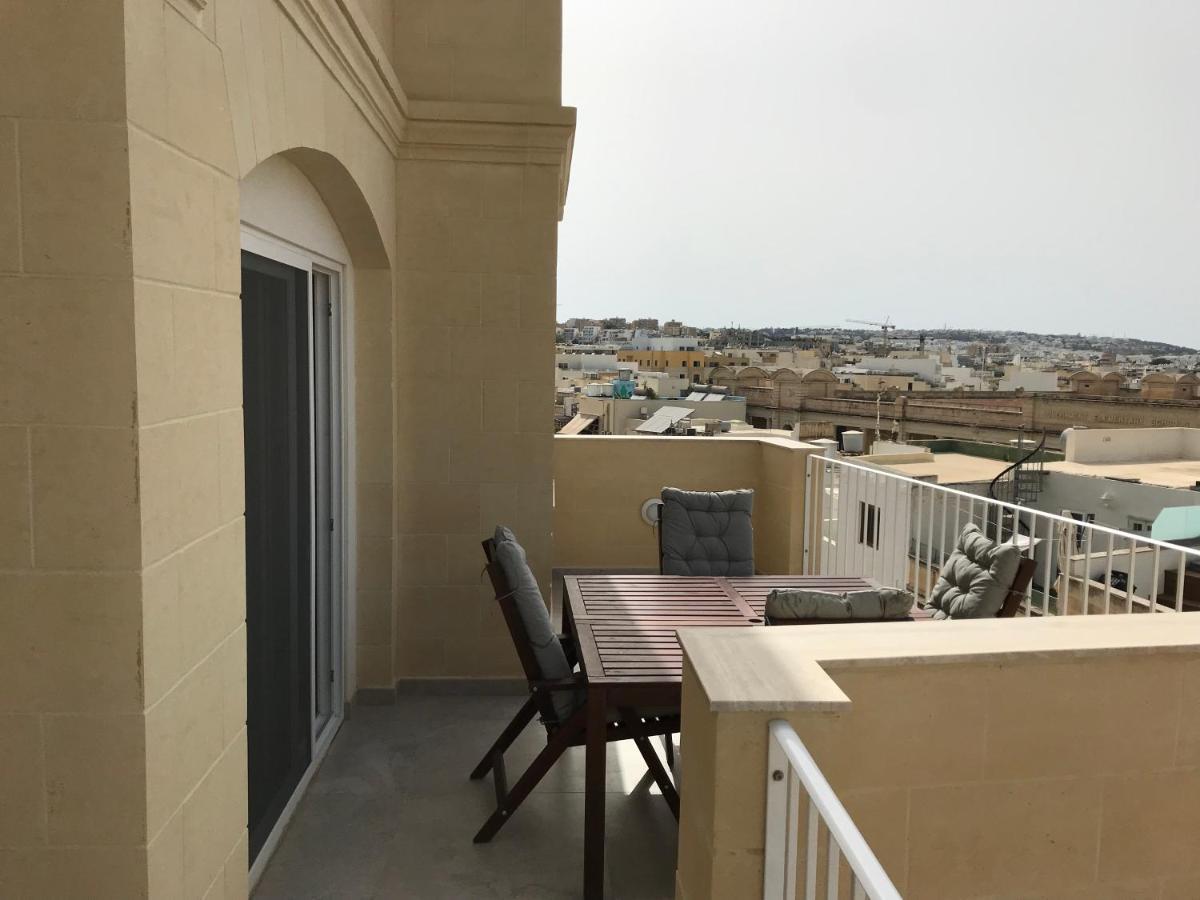 The Three Trees Apartments Sliema Exteriör bild