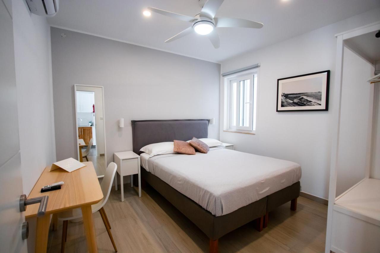 The Three Trees Apartments Sliema Exteriör bild